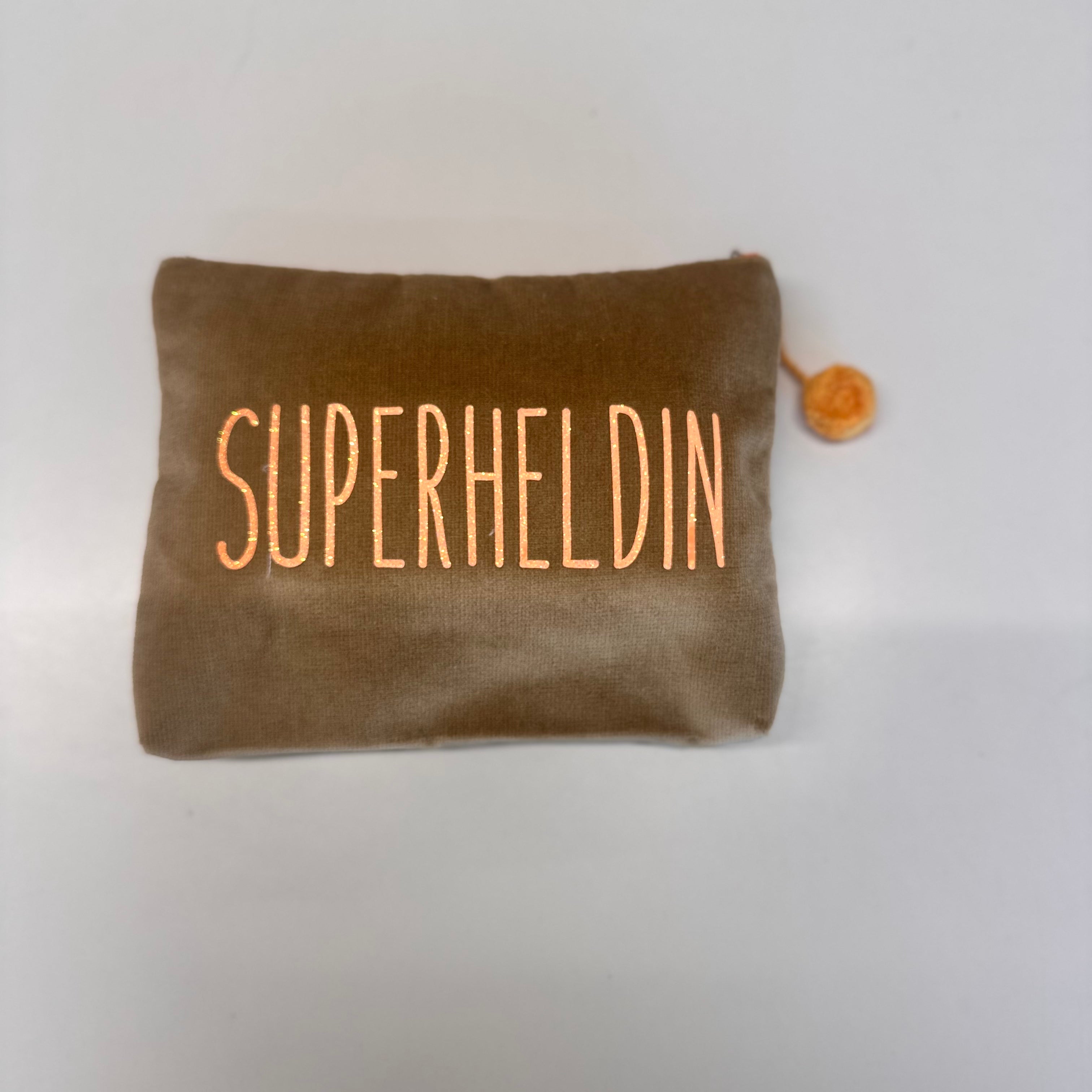 Kosmetiktasche mini Superheldin